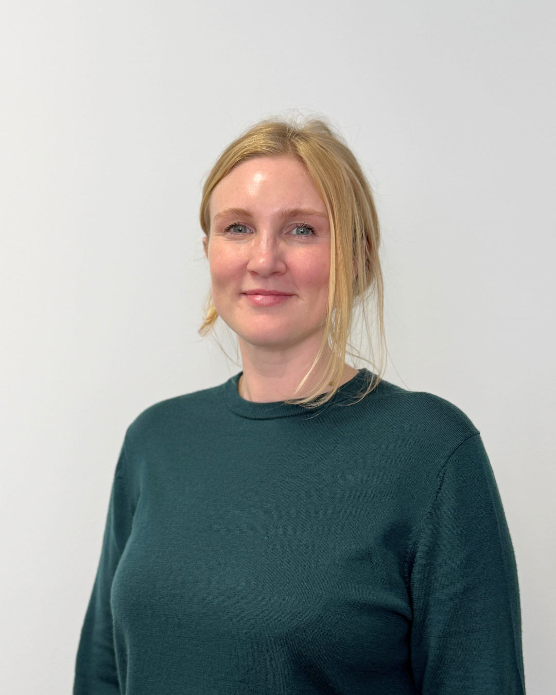 Headshot of Hannah Lines, Advanced Clinical Practitioner Clinical Lead, smiling with blonde hair