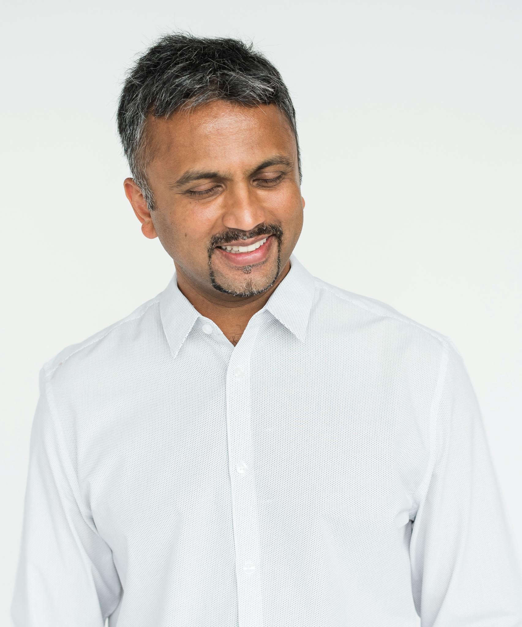 curated-lifestyle-Kg54Tuv7m6A-unsplash-2