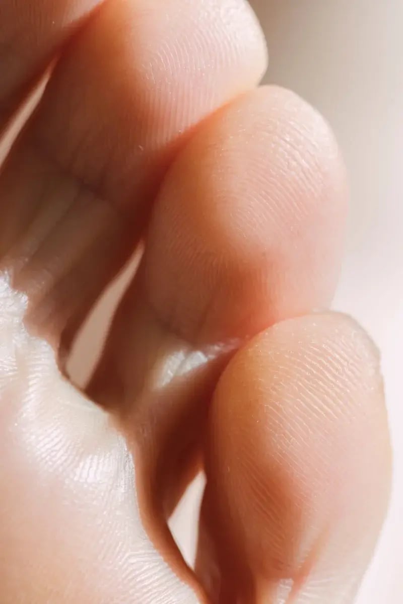 toes-skin-closeup
